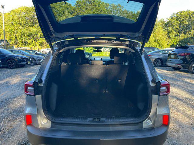 Photo of 2024 Iconic Silver Metallic Ford Escape