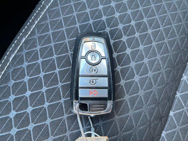 Photo of 2024 Iconic Silver Metallic Ford Escape