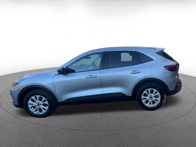 Photo of 2024 Iconic Silver Metallic Ford Escape