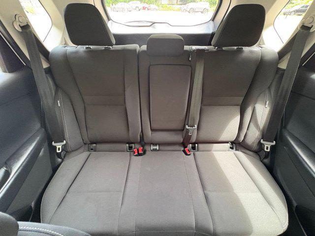 Photo of 2024 Glacier White Nissan Rogue