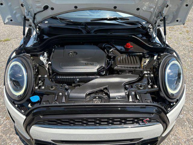 Photo of 2024 Nanuq White Metallic MINI Hardtop