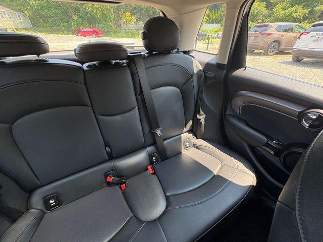 Photo of 2024 Nanuq White Metallic MINI Hardtop