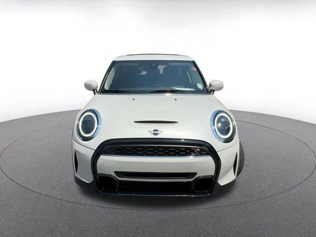 Photo of 2024 Nanuq White Metallic MINI Hardtop