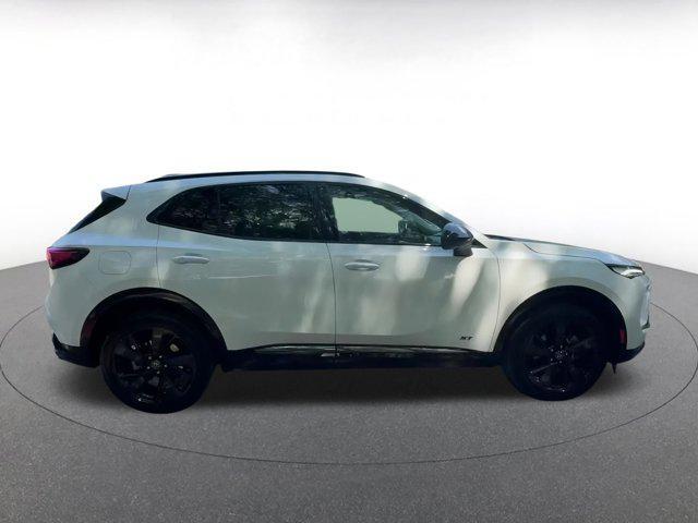 Photo of 2024 Summit White Buick Envision