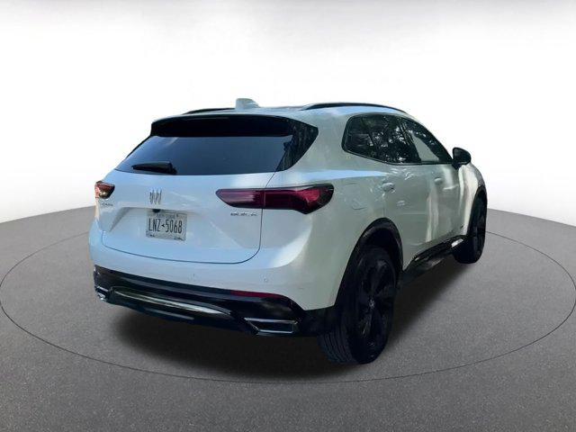 Photo of 2024 Summit White Buick Envision