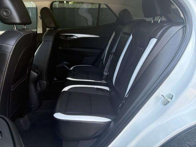 Photo of 2024 Summit White Buick Envision