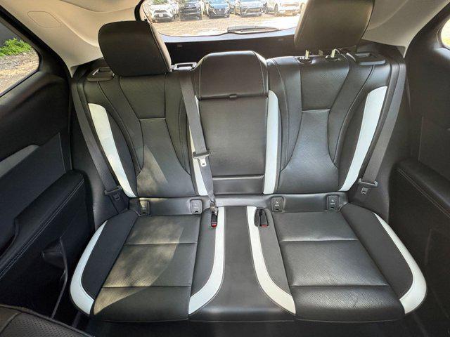 Photo of 2024 Summit White Buick Envision