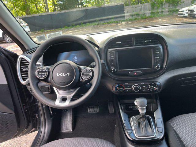 Photo of 2024 Gravity Gray Kia Soul