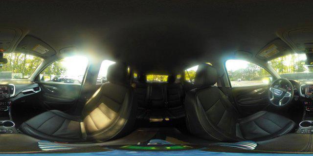 Photo of 2024 Summit White GMC Terrain