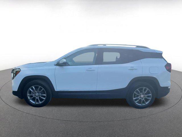 Photo of 2024 Summit White GMC Terrain