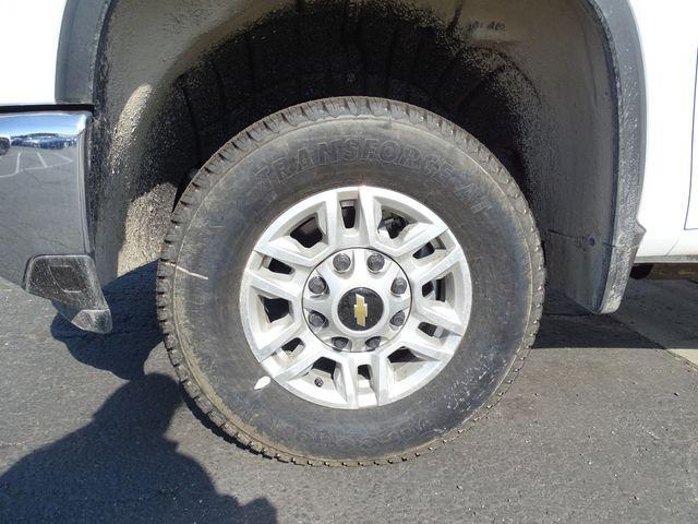 Photo of 2025 Summit White Chevrolet Silverado 2500