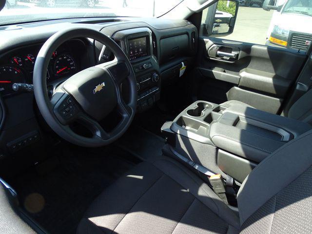 Photo of 2025 Summit White Chevrolet Silverado 2500