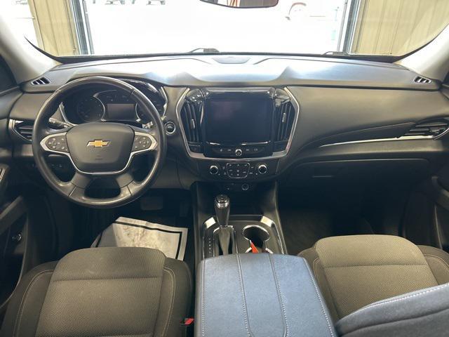 Photo of 2020 Graphite Metallic Chevrolet Traverse