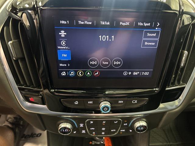 Photo of 2024 Mosaic Black Metallic Chevrolet Traverse