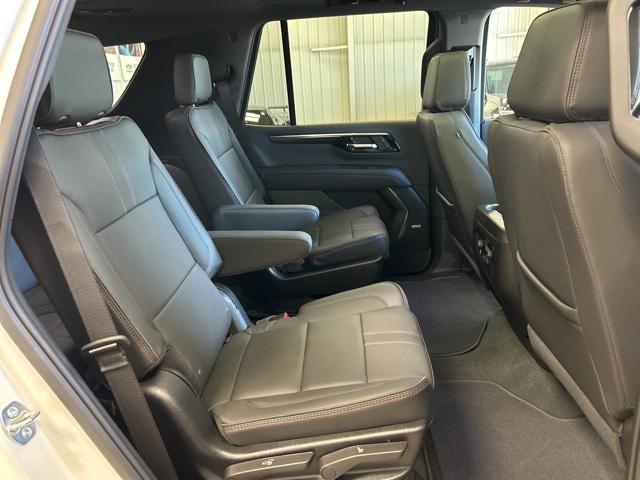 Photo of 2025 Iridescent Pearl Tricoat Chevrolet Tahoe