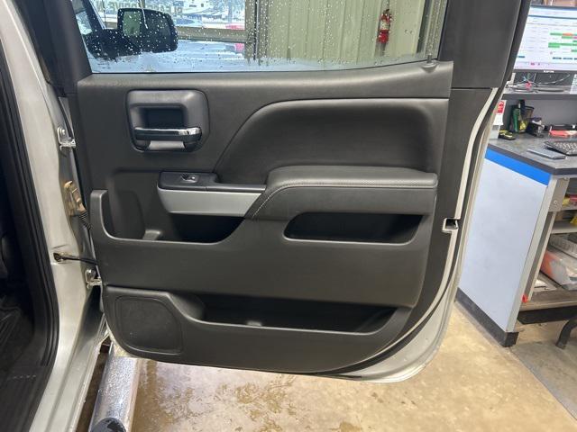 Photo of 2017 Silver Ice Metallic Chevrolet Silverado 1500