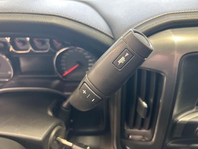 Photo of 2017 Silver Ice Metallic Chevrolet Silverado 1500