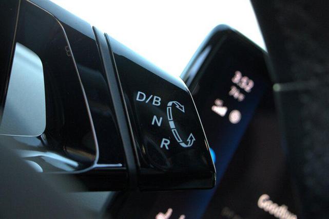 Photo of 2021 Dusk Blue Metallic Volkswagen ID.4