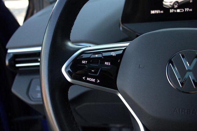 Photo of 2021 Dusk Blue Metallic Volkswagen ID.4
