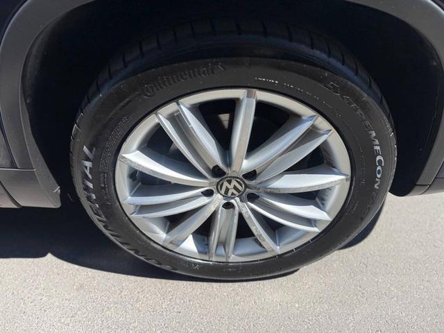 Photo of 2013 Night Blue Metallic Volkswagen Tiguan