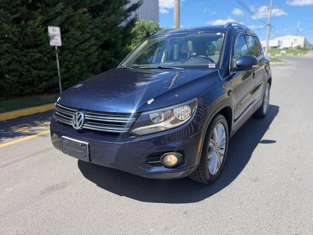 Photo of 2013 Night Blue Metallic Volkswagen Tiguan