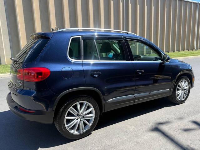 Photo of 2013 Night Blue Metallic Volkswagen Tiguan