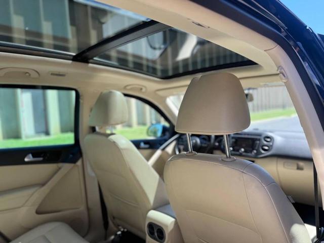 Photo of 2013 Night Blue Metallic Volkswagen Tiguan