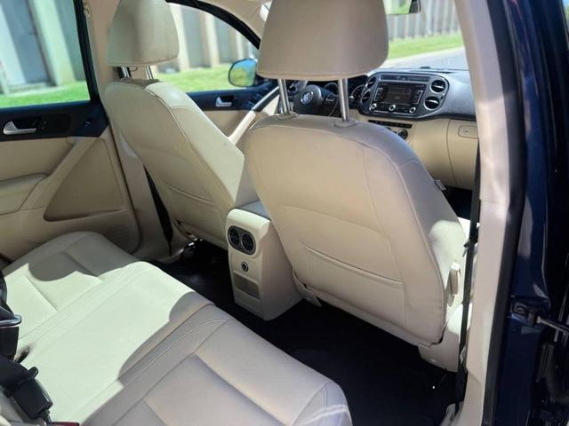 Photo of 2013 Night Blue Metallic Volkswagen Tiguan