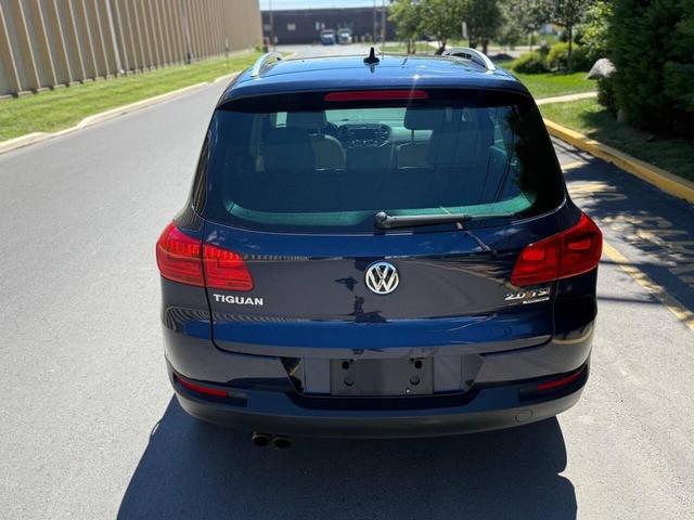 Photo of 2013 Night Blue Metallic Volkswagen Tiguan