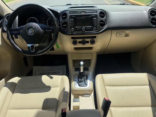 Photo of 2013 Night Blue Metallic Volkswagen Tiguan