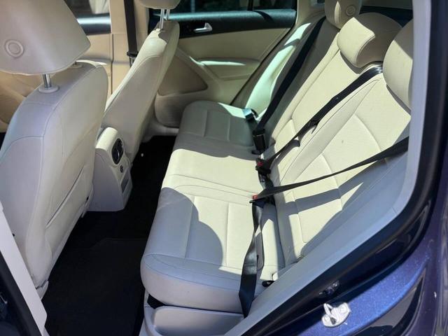 Photo of 2013 Night Blue Metallic Volkswagen Tiguan