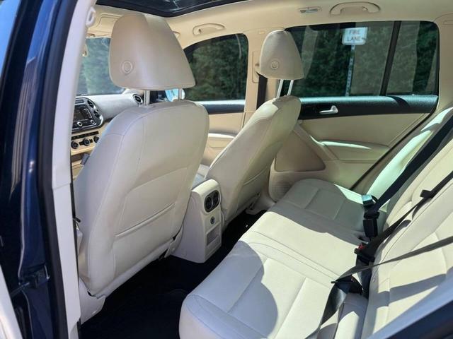 Photo of 2013 Night Blue Metallic Volkswagen Tiguan