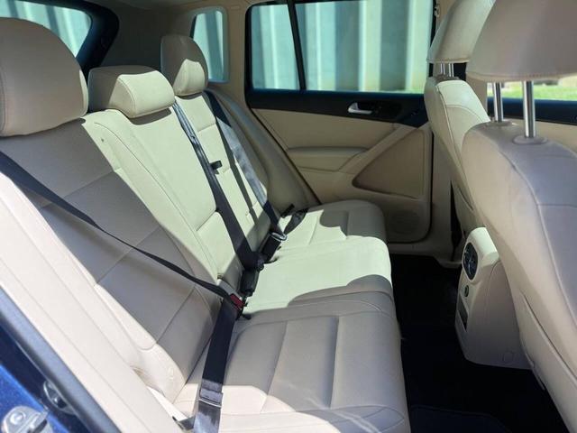 Photo of 2013 Night Blue Metallic Volkswagen Tiguan