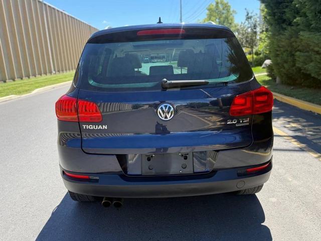 Photo of 2013 Night Blue Metallic Volkswagen Tiguan