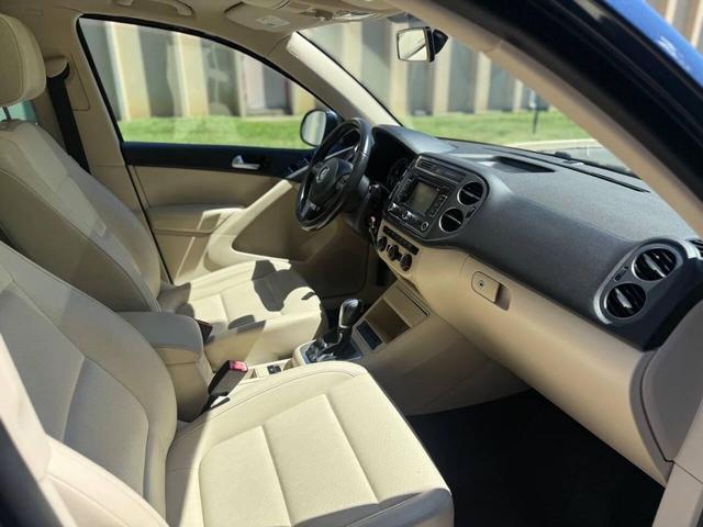 Photo of 2013 Night Blue Metallic Volkswagen Tiguan