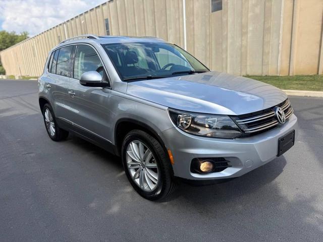 Photo of 2015 Reflex Silver Metallic Volkswagen Tiguan