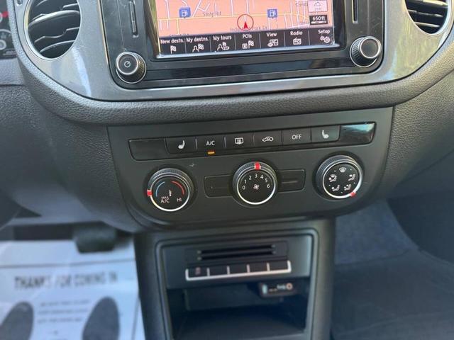 Photo of 2016 Night Blue Metallic Volkswagen Tiguan