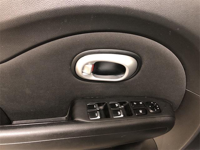 Photo of 2019 Bright Silver Kia Soul