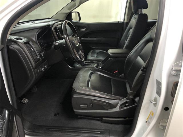 Photo of 2021 Summit White GMC Canyon