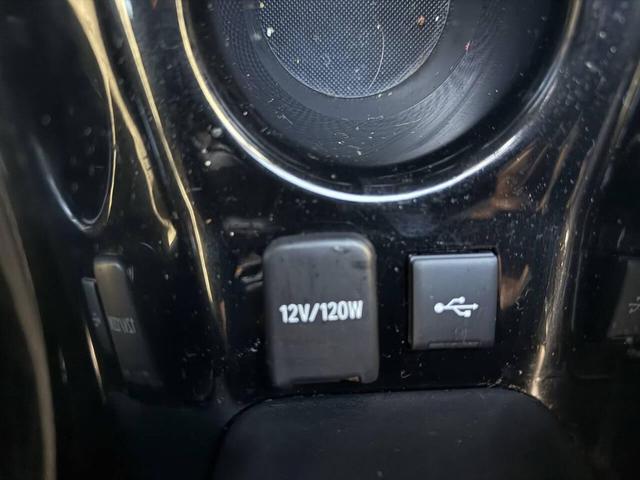 Photo of 2022 Midnight Black Metallic Toyota Prius