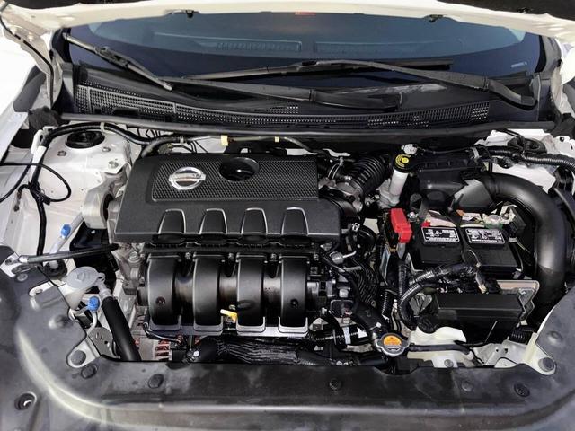 Photo of 2014 Aspen White Nissan Sentra