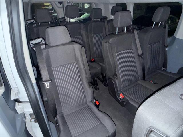 Photo of 2017 Oxford White Ford Transit-350