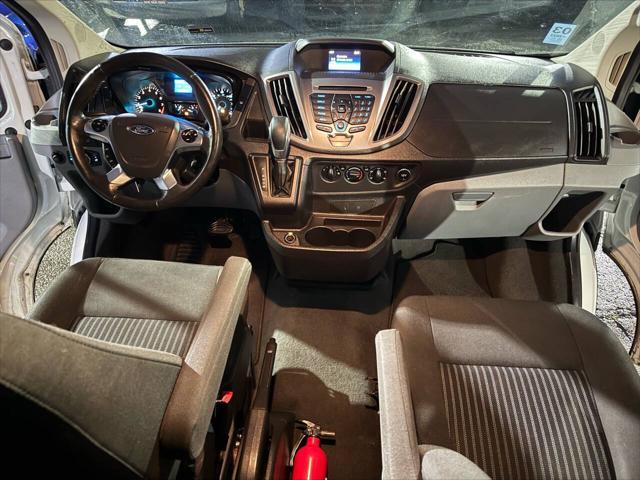 Photo of 2017 Oxford White Ford Transit-350