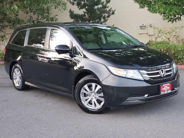 Photo of 2014 Crystal Black Pearl Honda Odyssey