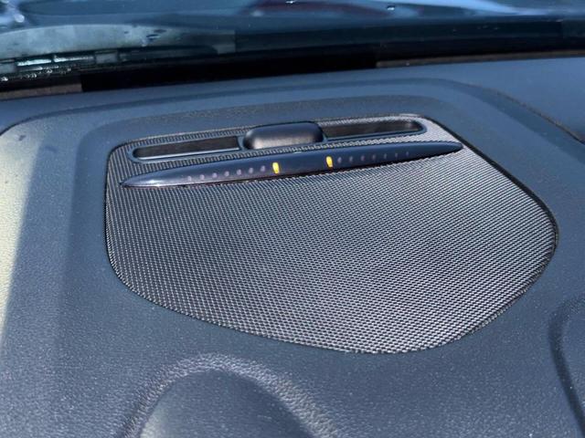 Photo of 2010 Black Mercedes-Benz M-Class