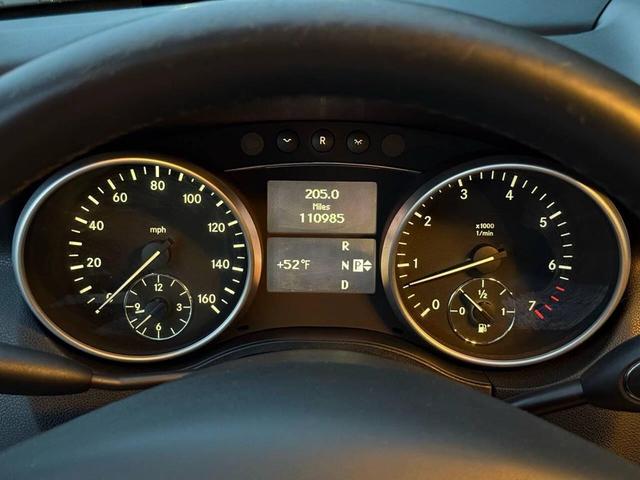 Photo of 2010 Black Mercedes-Benz M-Class