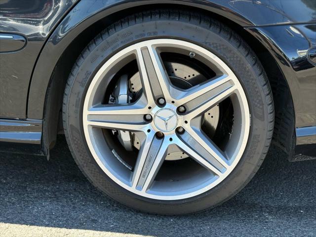 Photo of 2008 Black Mercedes-Benz E-Class