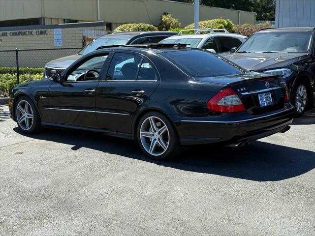 Photo of 2008 Black Mercedes-Benz E-Class