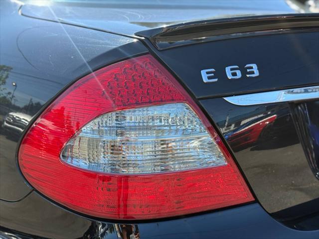 Photo of 2008 Black Mercedes-Benz E-Class