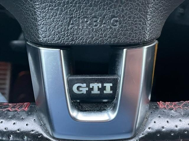 Photo of 2013 Deep Black Pearl Metallic Volkswagen GTI